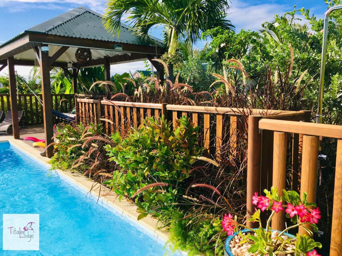 Titalee Lodge 3 Villas Autour D'Une Piscine Saint-Francois  Exterior photo