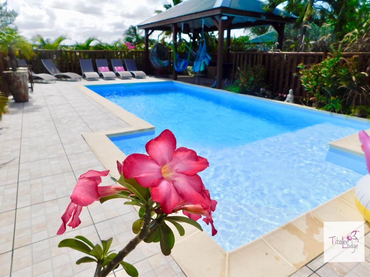 Titalee Lodge 3 Villas Autour D'Une Piscine Saint-Francois  Exterior photo