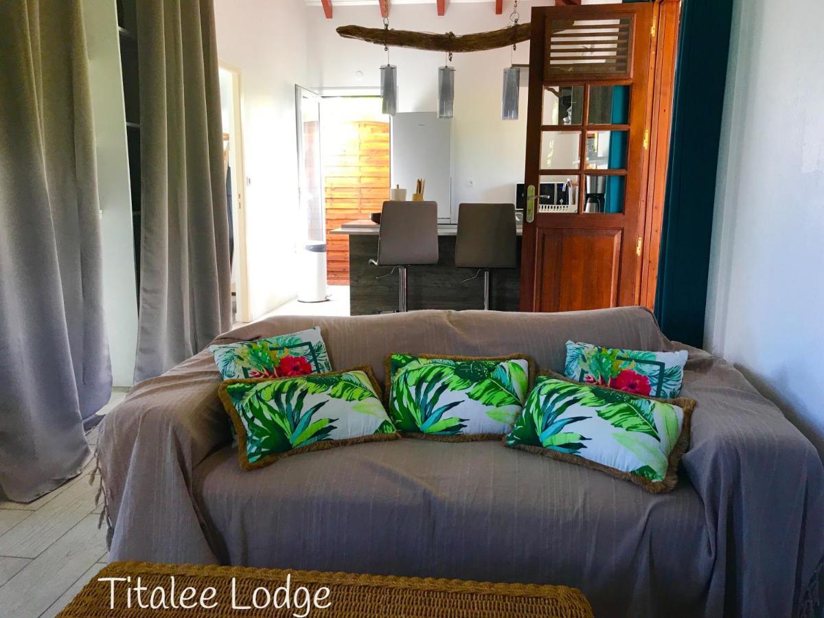 Titalee Lodge 3 Villas Autour D'Une Piscine Saint-Francois  Exterior photo
