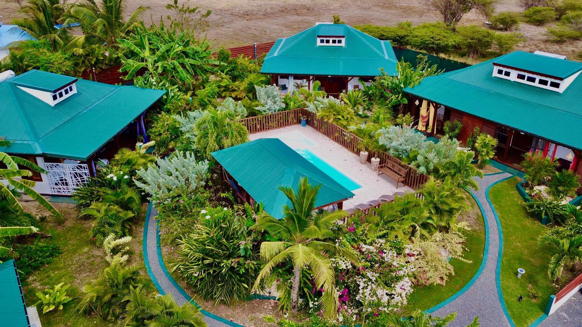 Titalee Lodge 3 Villas Autour D'Une Piscine Saint-Francois  Exterior photo